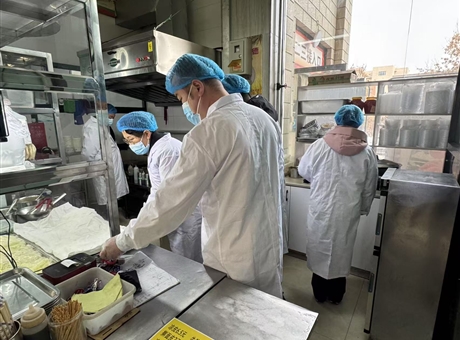 凉州区市场监督管理局检查组深入学校开展食品安全检查