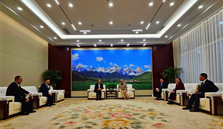 yh86银河国际官方网站教学医院揭牌仪式在甘肃省武威肿瘤医院举行