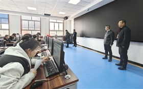 学校圆满完成2025年上半年全国计算机等级考试